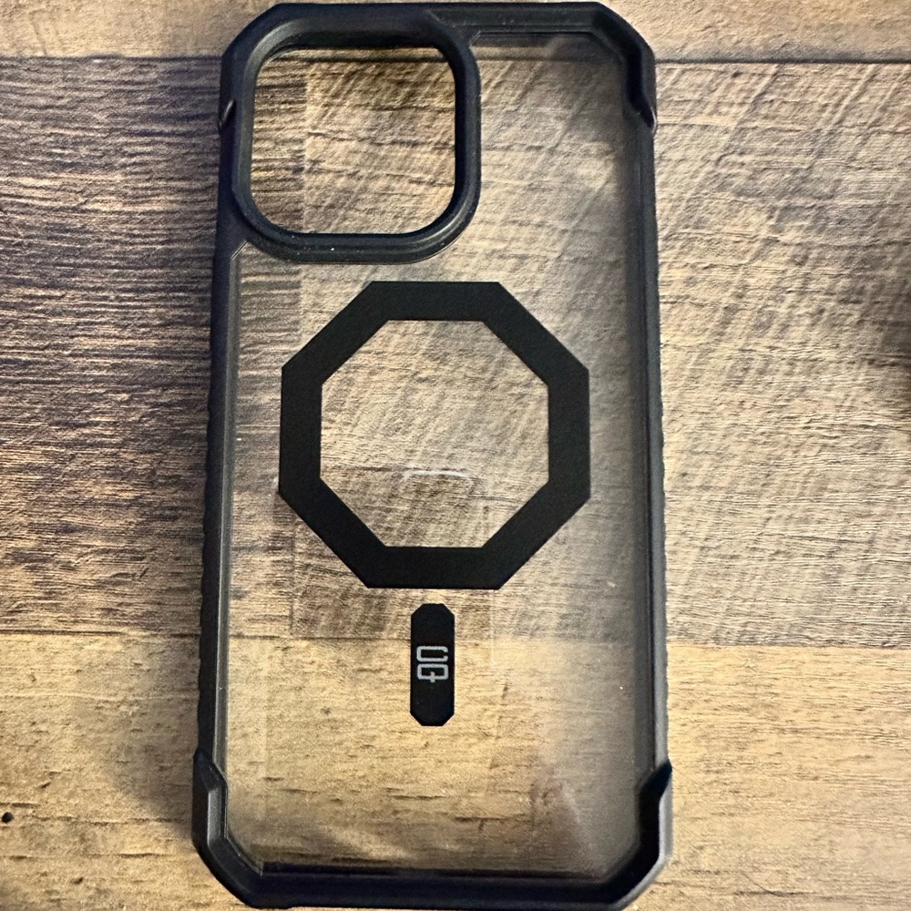 iPhone 14 Pro Max Case with MagSafe